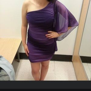 This is a dress that I no longer wear anymore! It was worn once.